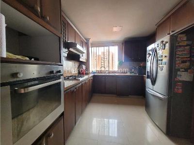 Apartamento de 3 alcobas en venta en Altos De Riomar, Barranquilla, 170 m² · foto 5 de 17