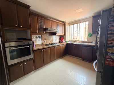 Apartamento de 3 alcobas en venta en Altos De Riomar, Barranquilla, 170 m² · foto 6 de 17