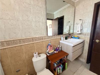 Apartamento de 3 alcobas en venta en Altos De Riomar, Barranquilla, 170 m² · foto 11 de 17