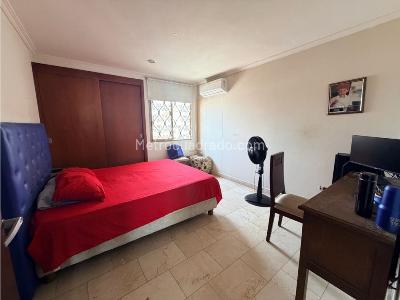 Apartamento de 3 alcobas en venta en Altos De Riomar, Barranquilla, 170 m² · foto 12 de 17