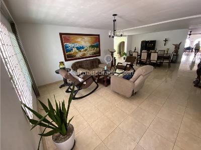 Casa en venta en El Poblado, Barranquilla · foto 2 de 20
