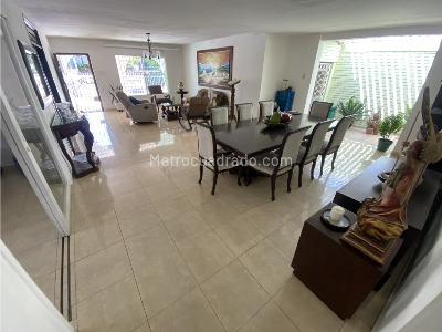 Casa en venta en El Poblado, Barranquilla · foto 3 de 20