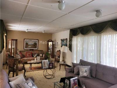 Casa de 4 alcobas en venta en Granadillo, Barranquilla, 562 m² · foto 3 de 11