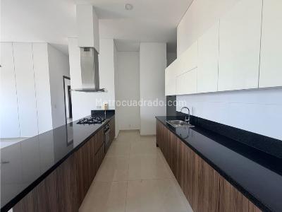 Apartamento de 3 alcobas en venta en Altamira, Barranquilla, 109 m² · foto 4 de 20