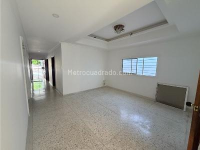 Casa en arriendo en Paraiso, Barranquilla · foto 2 de 15