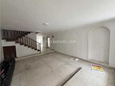 Casa de 4 alcobas en arriendo en Altos De Riomar, Barranquilla, 200 m² · foto 1 de 8