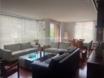 Apartamento de 3 alcobas en arriendo en Chico Navarra, Bogotá, 150 m² · foto 3 de 20