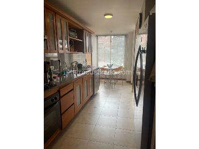 Apartamento de 3 alcobas en arriendo en Chico Navarra, Bogotá, 150 m² · foto 6 de 20