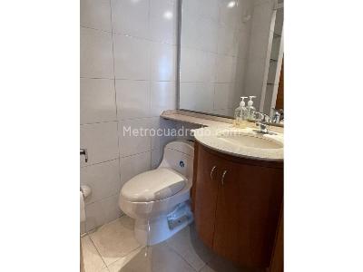 Apartamento de 3 alcobas en arriendo en Chico Navarra, Bogotá, 150 m² · foto 19 de 20