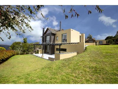 Casa de 3 alcobas en venta en Arboretto, La Calera, 244 m² · foto 17 de 20