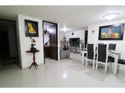 Apartamento de 3 alcobas en venta en Versalles, Floridablanca, 99 m² · foto 3 de 10
