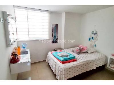 Apartamento de 3 alcobas en venta en Cañaveral, Floridablanca, 167 m² · foto 5 de 18