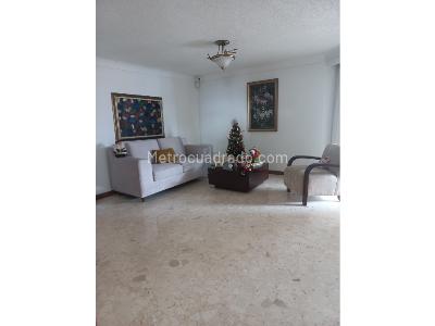 Apartamento de 3 alcobas en venta en Cabecera Del Llano, Bucaramanga, 166 m² · foto 2 de 9