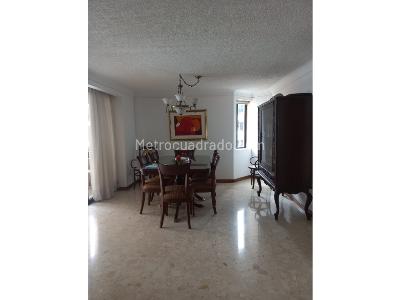 Apartamento de 3 alcobas en venta en Cabecera Del Llano, Bucaramanga, 166 m² · foto 4 de 9
