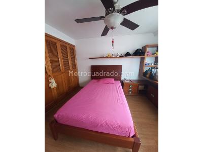 Apartamento de 3 alcobas en venta en Cabecera Del Llano, Bucaramanga, 166 m² · foto 6 de 9