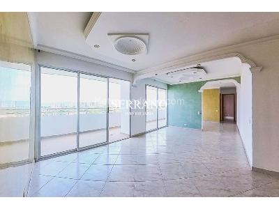 Apartamento de 3 alcobas en venta en Palomitas, Floridablanca, 196 m² · foto 2 de 20