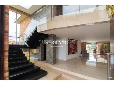 Casa de 5 alcobas en venta en Ruitoque Condominio, Floridablanca, 1150 m² · foto 2 de 12
