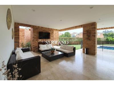 Casa de 5 alcobas en venta en Ruitoque Condominio, Floridablanca, 1150 m² · foto 8 de 12