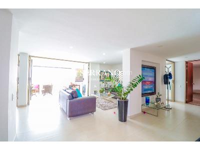 Casa de 4 alcobas en venta en Lagos Del Cacique, Bucaramanga, 310 m² · foto 2 de 20