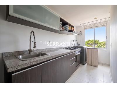 Apartamento de 3 alcobas en venta en Calle 200, Floridablanca, 92 m² · foto 3 de 15