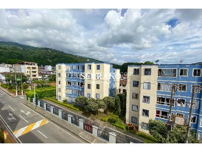 Apartamento de 3 alcobas en venta en Altamira, Floridablanca, 72 m² · foto 16 de 17