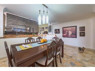 Apartamento de 4 alcobas en venta en Cabecera Del Llano, Bucaramanga, 186 m² · foto 3 de 17