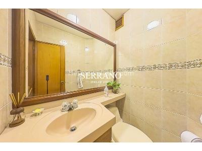 Apartamento de 4 alcobas en venta en Cabecera Del Llano, Bucaramanga, 186 m² · foto 12 de 17