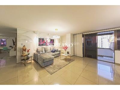 Apartamento de 4 alcobas en venta en Cabecera Del Llano, Bucaramanga, 204 m² · foto 2 de 18