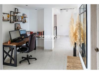 Casa de 4 alcobas en venta en Casiano, Floridablanca, 248 m² · foto 4 de 11