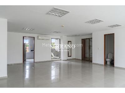Apartamento de 3 alcobas en venta en Cabecera Del Llano, Bucaramanga, 216 m² · foto 12 de 13