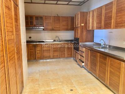 Apartamento de 4 alcobas en venta en Bocagrande, Cartagena, 271 m² · foto 9 de 17