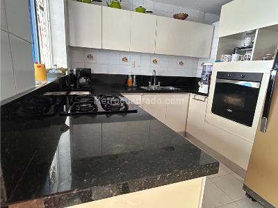 Casa de 4 alcobas en venta en Bocagrande, Cartagena, 330 m² · foto 12 de 20