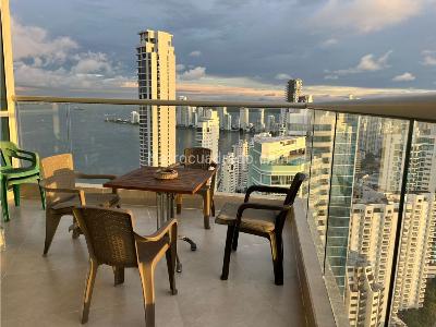 Apartamento de 2 alcobas en venta en Bocagrande, Cartagena, 98 m² · foto 2 de 20