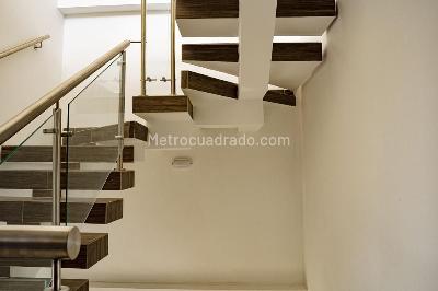 Casa de 5 alcobas en venta en Alfaguara, Cali, 400 m² · foto 12 de 19