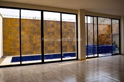 Casa de 5 alcobas en venta en Alfaguara, Cali, 400 m² · foto 13 de 19