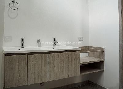 Casa de 5 alcobas en venta en Alfaguara, Cali, 400 m² · foto 8 de 19