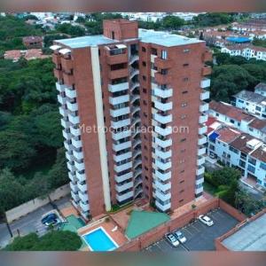 Apartamento de 4 alcobas en venta en Quintas De Don Simon, Cali, 150 m² · foto 11 de 14