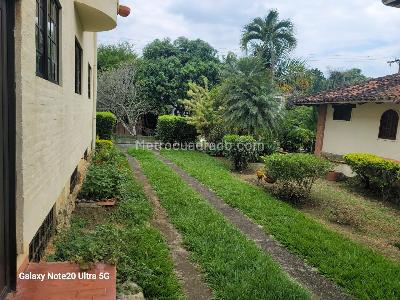 Casa de 5 alcobas en venta en La Viga, Cali, 350 m² · foto 8 de 20