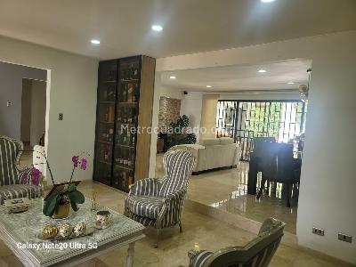 Casa de 5 alcobas en venta en Alameda Pance, Cali, 430 m² · foto 10 de 20