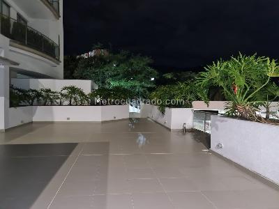 Apartamento de 4 alcobas en venta en Bosques Del Oeste, Cali, 220 m² · foto 15 de 20