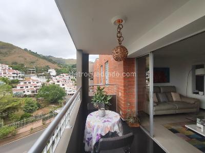 Apartamento de 3 alcobas en venta en Bella Vista, Cali, 107 m² · foto 9 de 20