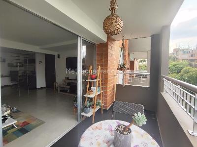 Apartamento de 3 alcobas en venta en Bella Vista, Cali, 107 m² · foto 11 de 20