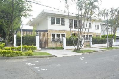 Casa de 5 alcobas en venta en Santa Teresita, Cali, 900 m² · foto 2 de 20