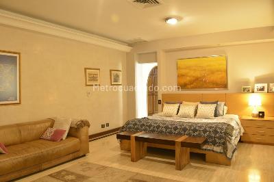 Casa de 5 alcobas en venta en Santa Teresita, Cali, 900 m² · foto 3 de 20