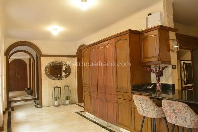 Casa de 5 alcobas en venta en Santa Teresita, Cali, 900 m² · foto 7 de 20