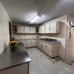 Apartamento de 4 alcobas en venta en Gran Granada, Cali, 199 m² · foto 10 de 19