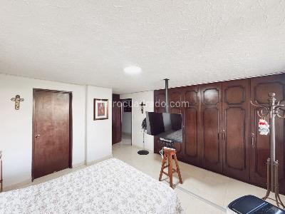 Apartamento de 4 alcobas en venta en Gran Granada, Cali, 199 m² · foto 8 de 19