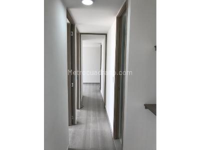 Apartamento de 3 alcobas en venta en Tranvia, Rionegro, 48 m² · foto 5 de 20
