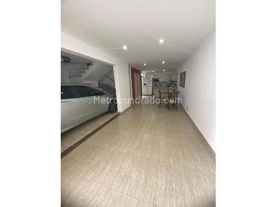 Casa de 4 alcobas en venta en El Rosal, Rionegro, 164 m² · foto 3 de 20