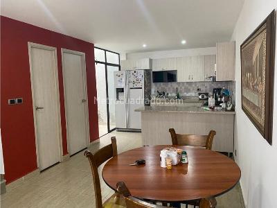 Casa de 4 alcobas en venta en El Rosal, Rionegro, 164 m² · foto 4 de 20